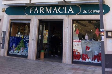 farmacia-selvaggi-pulsano-2.jpg